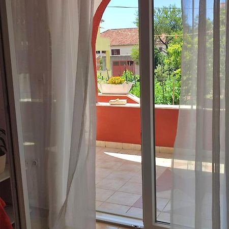 Petra Lägenhet Vodice Exteriör bild