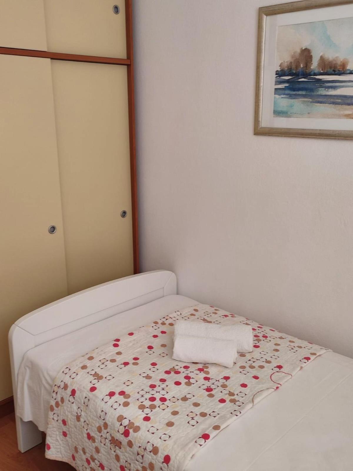 Petra Lägenhet Vodice Exteriör bild
